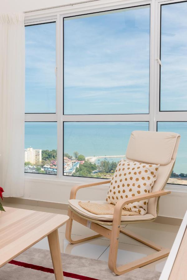 White Lagom Scandinavian House, By Sanguine Apartment Tanjung Tokong Екстериор снимка