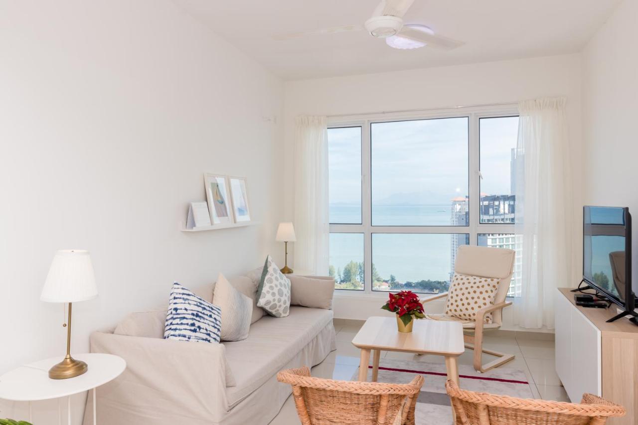 White Lagom Scandinavian House, By Sanguine Apartment Tanjung Tokong Екстериор снимка