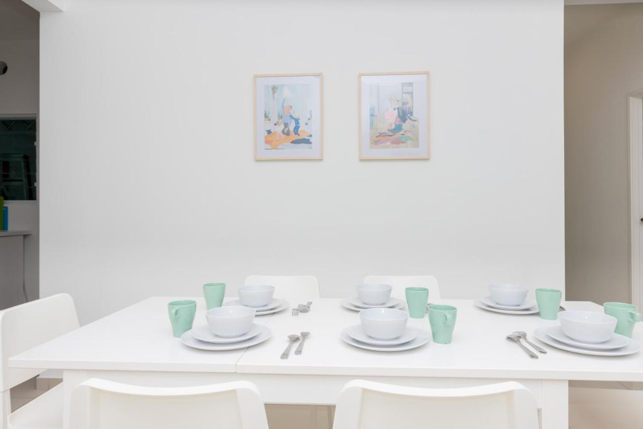 White Lagom Scandinavian House, By Sanguine Apartment Tanjung Tokong Екстериор снимка